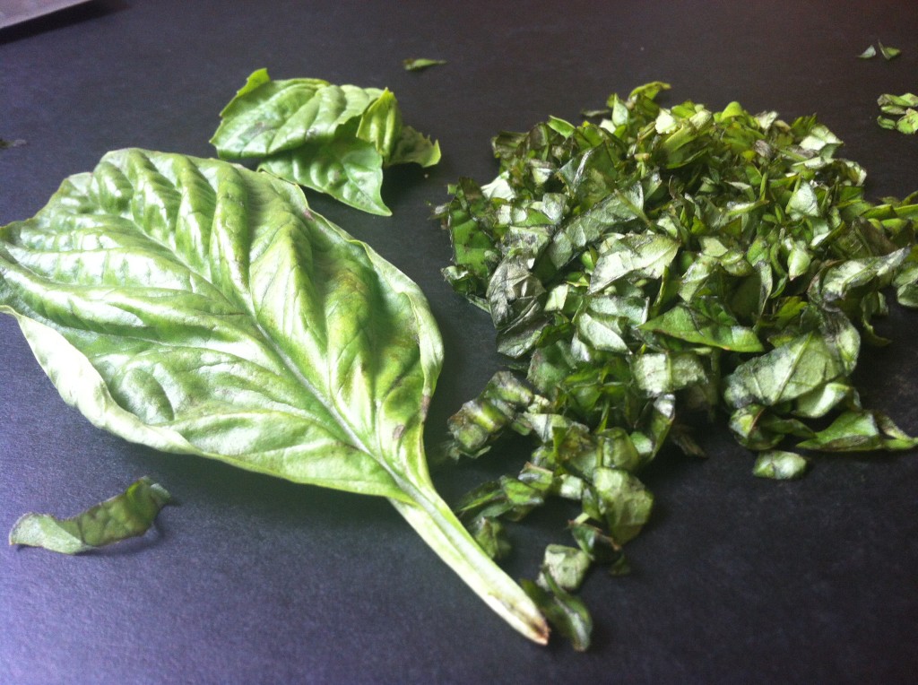Basil Leaf & Chiopped