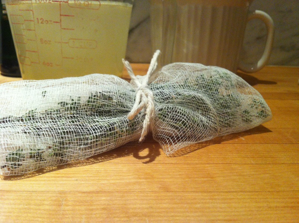 Thyme bundled